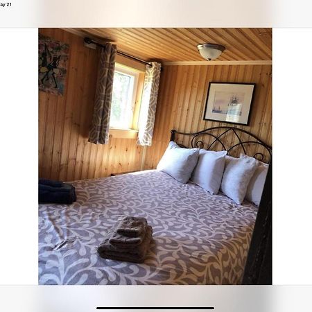 Bird Island B&B Bed And Bubble Elliston Екстер'єр фото