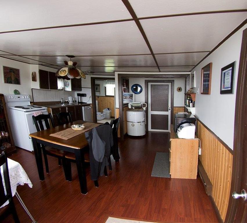 Bird Island B&B Bed And Bubble Elliston Екстер'єр фото